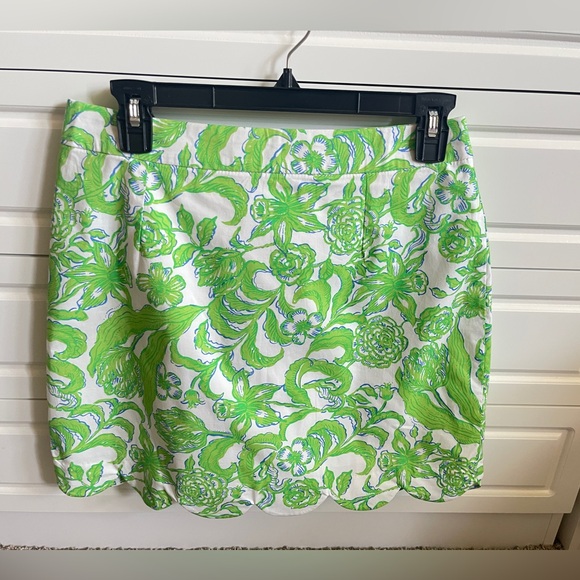 Lilly Pulitzer Dresses & Skirts - EUC NWOT Lilly Pulitzer Green & White Scalloped Tropper Mini Skirt Size 4